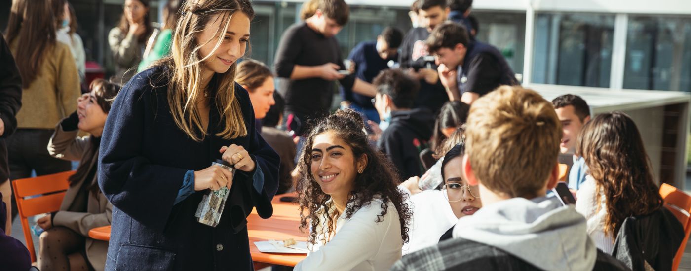 Rétrospective 2021 : revivez les grands temps forts de l'année ! Rétrospective 2021 emlyon
