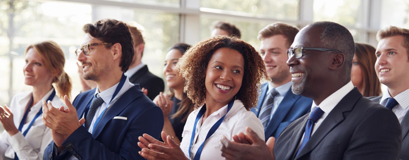 emlyon business school reçoit le trophée du développement emlyon business school reçoit le trophée du développement