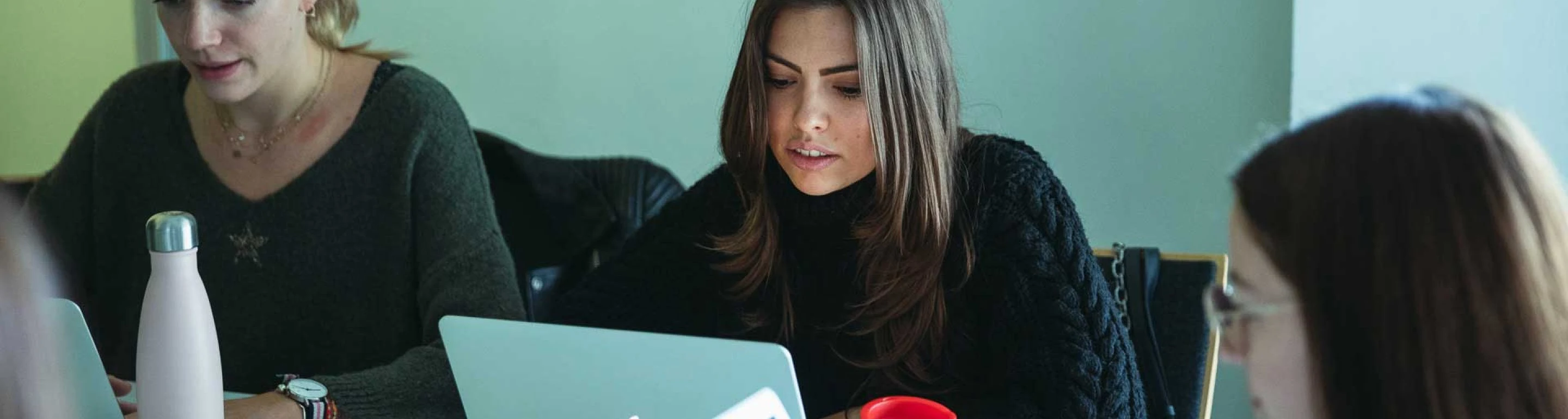 Data scientist : fiche métier, salaire, formation | emlyon Data scientist : fiche métier, salaire, formation | emlyon