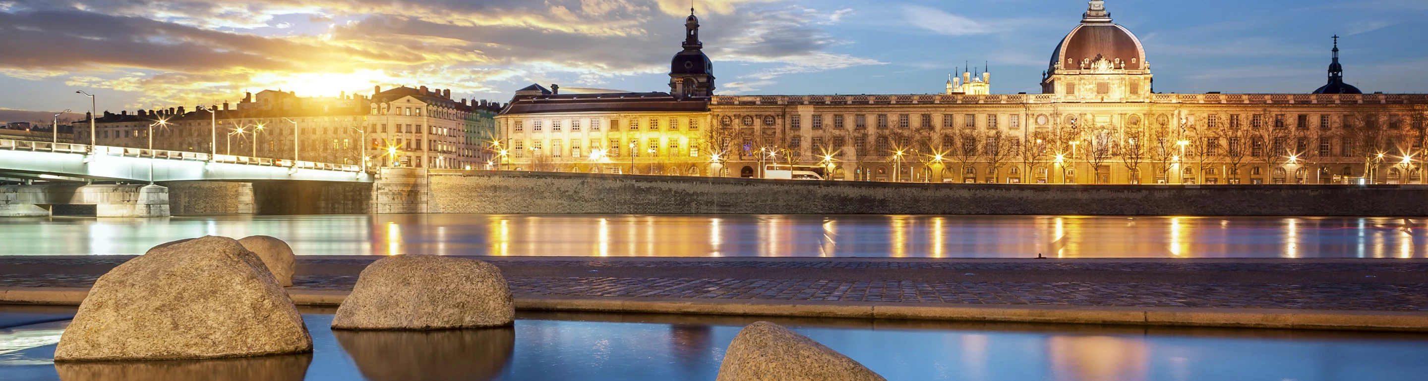 Join a business school in France: Meet Maria from Lebanon Join a business school in France: Meet Maria from Lebanon