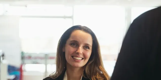 L’apprentissage en PGE à emlyon business school un tremplin vers l'employabilité