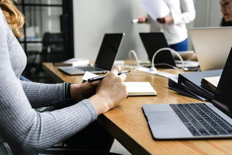 EMWH-visuels-entreprises-accelerateur-incubateur-corpo