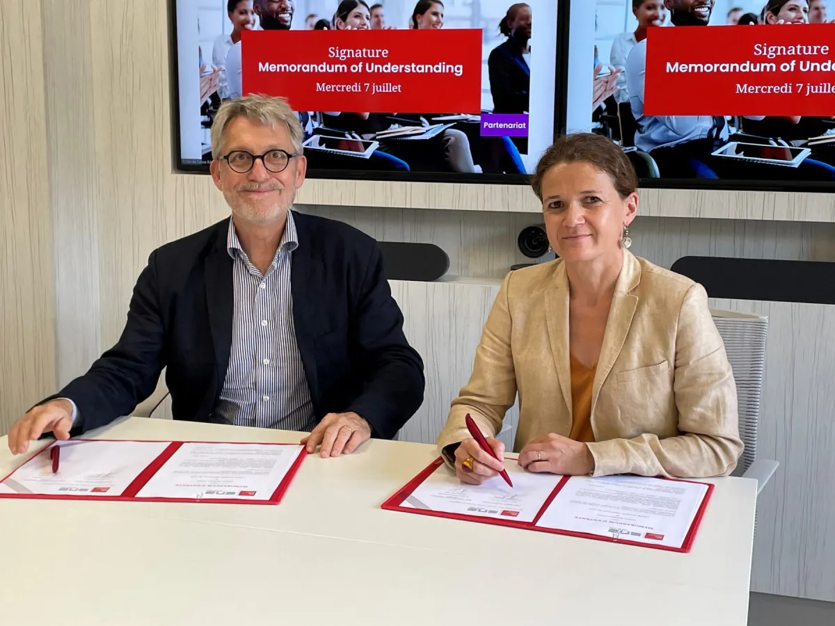 emlyon business school et l’École normale supérieure de Lyon (ENS de Lyon) annoncent un partenariat de coopération et d’échange académique