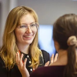 master_program_specific_industries_emlyon