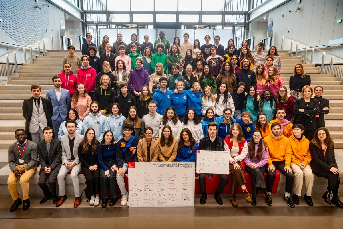 Renouvellement de la charte RSE - emlyon business school