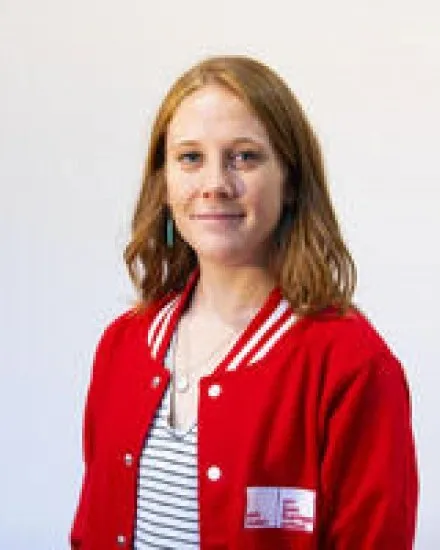 Miga McCurdy + student + emlyon