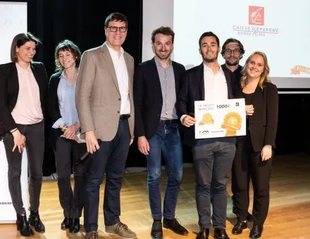 Portrait de Thibault, entrepreneur et étudiant à emlyon