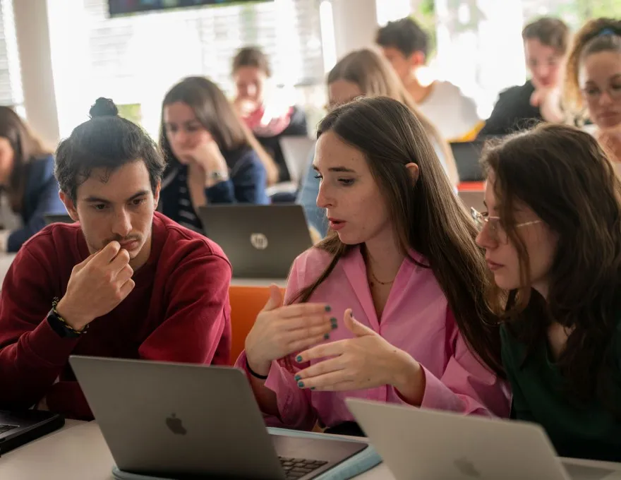 PGE_emlyon_business_school_0