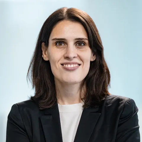 Ana MAO DE FERRO - emlyon business school Ana MAO DE FERRO - emlyon business school